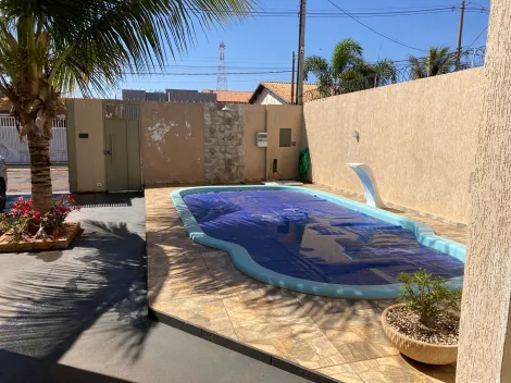 imagem 3 - Casa com 2 Quartos e Piscina - Ouroeste imagem 3 - Casa com 2 Quartos e Piscina - Ouroeste