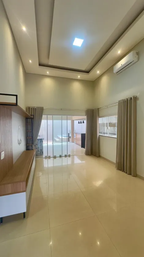 imagem 3 - Linda e ampla casa em condomínio fechado com 03 quartos e piscina para locação imagem 3 - Linda e ampla casa em condomínio fechado com 03 quartos e piscina para locação