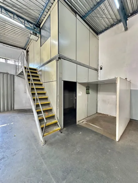 imagem 5 - Amplo salão com 350m² de área útil para locação. imagem 5 - Amplo salão com 350m² de área útil para locação.